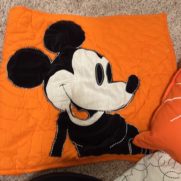 Ethan Allen Mikey Mouse sheets, shams, and pillows - Picture 2 of 5
